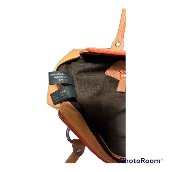 Kenneth Cole Peach Leather Tote Handbag Satchel EUC. - Picture 10 of 10